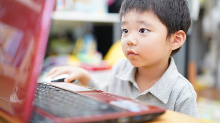 ギフテッドとは？ 「特徴」「発達障害との違い」「親ができる支援」を解説